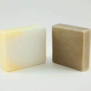 Lire la suite à propos de l’article Différences entre un savon artisanal et un savon industriel